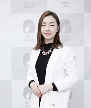 安康金佳玭 美容协会会长